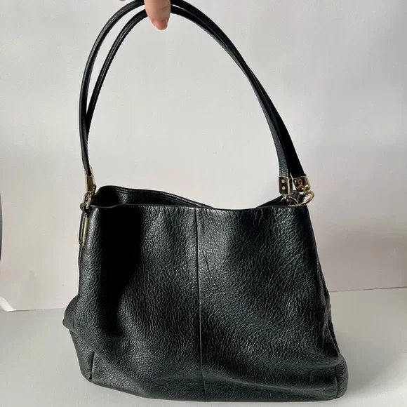 Coach Elegant Black Leather Tote Bag - Picture 13 of 13